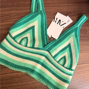 Zara Teal and Cream Knit Crop Top